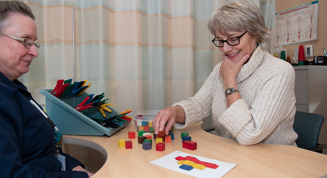 Patient's fingers rehab